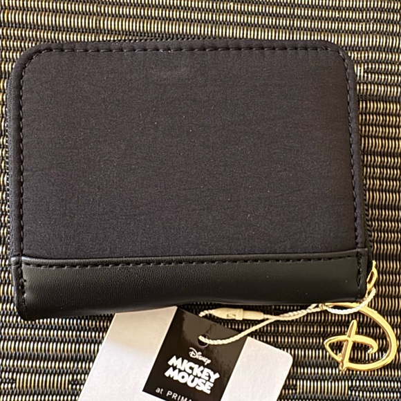 NWT. Primark Disney’s Mickey Mouse Zipper Closure Small Wallet - Picture 6 of 7